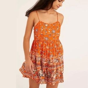 Amazing condition. Comfy and breezy and sooo cute.